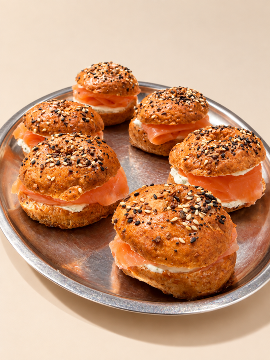 Salmon & Creem Cheese Bun (4pcs)